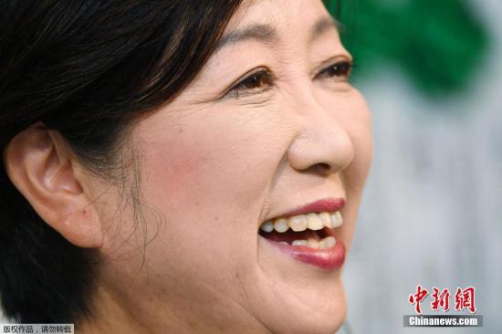據(jù)新加坡《聯(lián)合早報(bào)》報(bào)道,，日本東京地方選戰(zhàn)本月7月2日塵埃落定,，日本國(guó)會(huì)第一大黨自民黨慘敗,。東京女知事小池百合子領(lǐng)軍的地區(qū)政黨“都民第一之會(huì)”大躍進(jìn),，成為東京都議會(huì)的第一大黨。