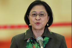 盧麗安代表：希望教出的學生能傳承、創(chuàng)新中華文化