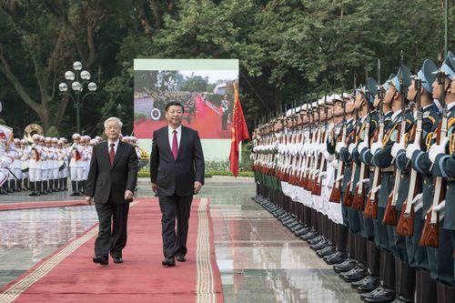（1）習(xí)近平同越共中央總書(shū)記阮富仲舉行會(huì)談