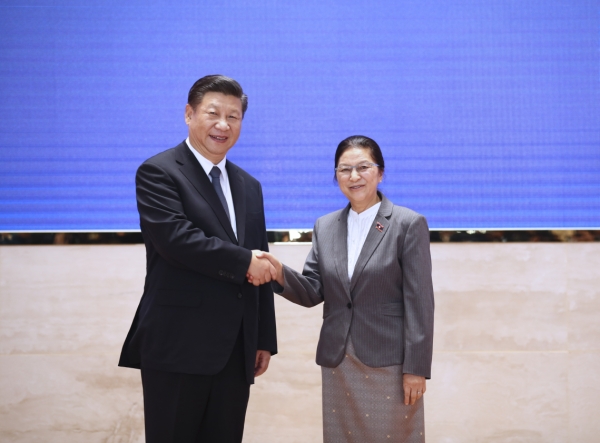 習(xí)近平會(huì)見老撾國會(huì)主席巴妮
