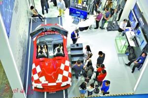 模擬駕駛賽車,。