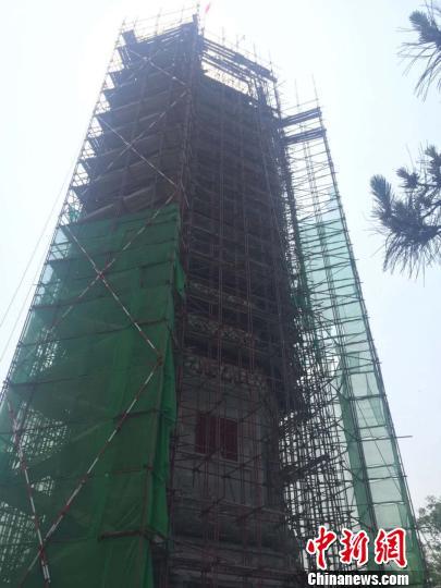 圖為正在修繕的燃燈塔,。北京市通州區(qū)供圖