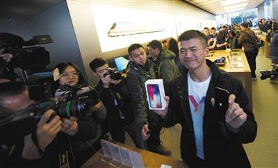 iPhoneX黃牛價降至官網(wǎng)價黃?！盎景酌盍恕? style=