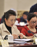 應(yīng)對(duì)少數(shù)民族戲劇進(jìn)行全面深入的普查評(píng)估