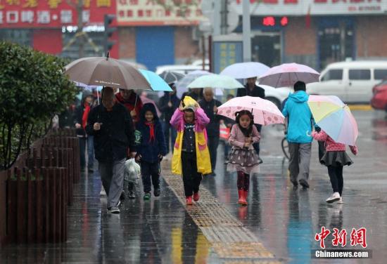 資料圖：下雨天氣,。<a target='_blank' href='http://www.chinanews.com/'>中新社</a>記者 張遠 攝