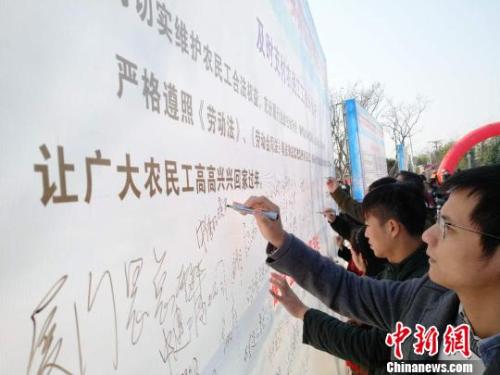 點擊進(jìn)入下一頁