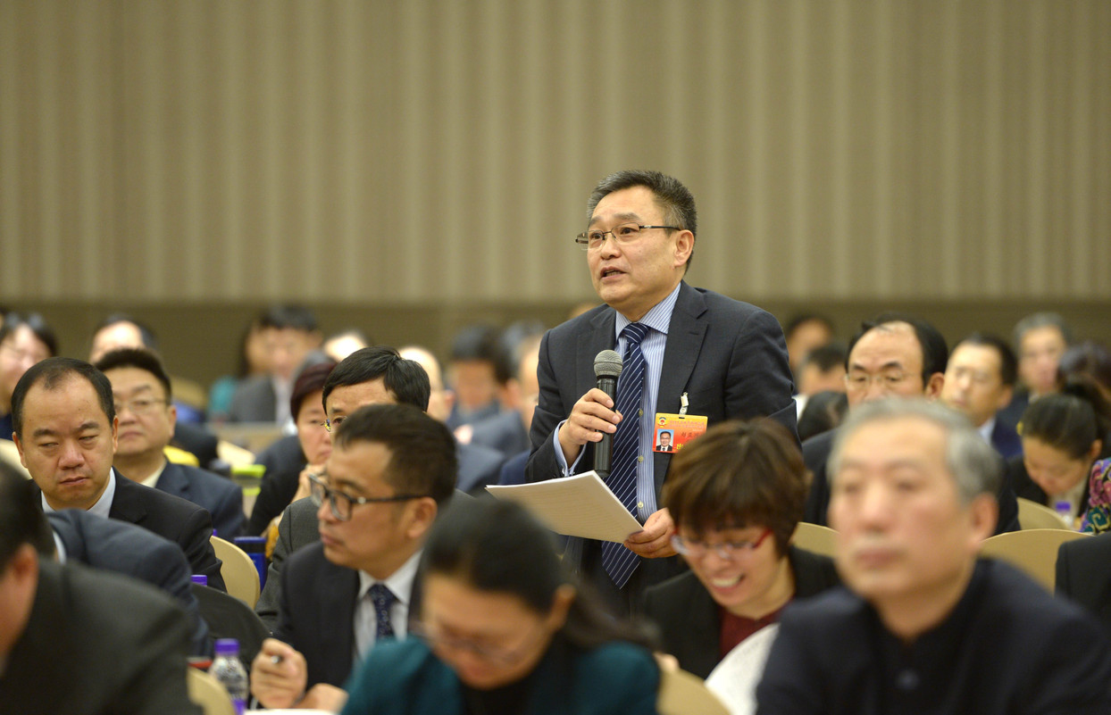 趙亞洲委員在聯(lián)組會(huì)上發(fā)言