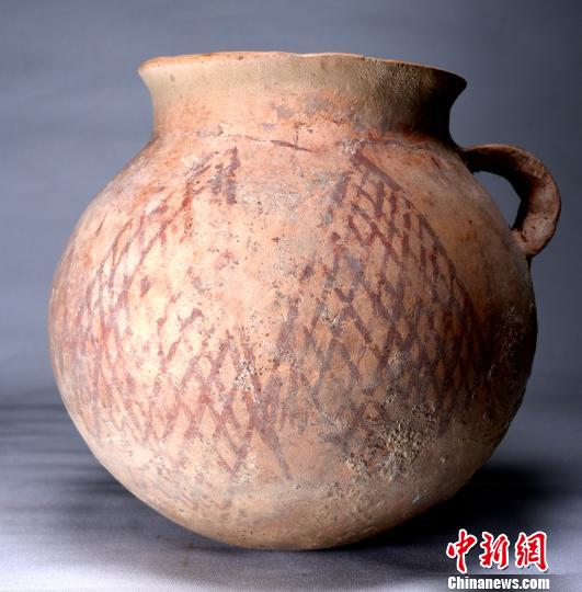 出土彩繪陶器,。陜西省考古研究院供圖