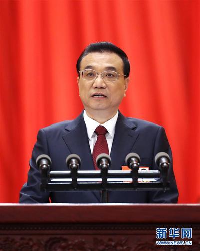 3月5日,，第十三屆全國(guó)人民代表大會(huì)第一次會(huì)議在北京人民大會(huì)堂開(kāi)幕,。國(guó)務(wù)院總理李克強(qiáng)作政府工作報(bào)告。 新華社記者 鞠鵬 攝