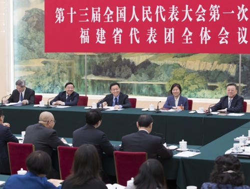 韓正參加福建代表團(tuán)審議