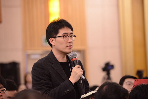 香港商報(bào)記者提問