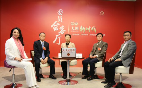 委員做客《人民政協(xié)網(wǎng)委員會客廳》,，共話居家養(yǎng)老