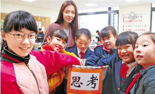 漂流籃里抽卡片,。