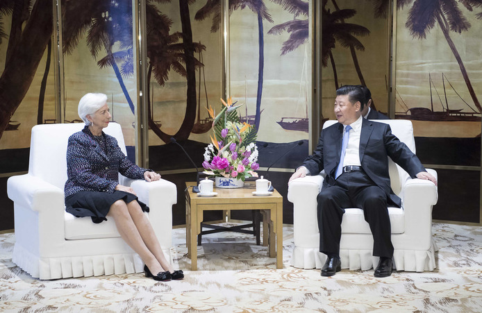 習(xí)近平會(huì)見(jiàn)國(guó)際貨幣基金組織總裁拉加德