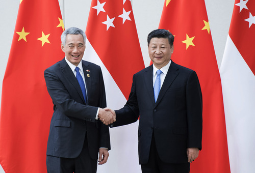 習(xí)近平會(huì)見(jiàn)新加坡總理李顯龍