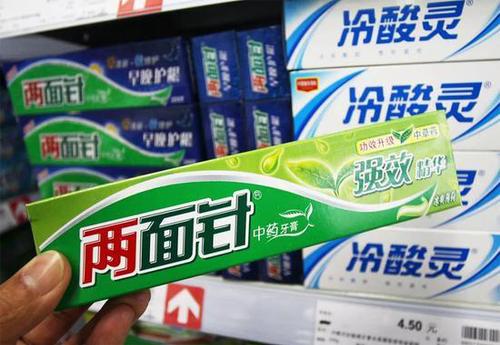 國(guó)民牙膏跌下神壇:曾15年銷(xiāo)量第一 現(xiàn)連虧12年