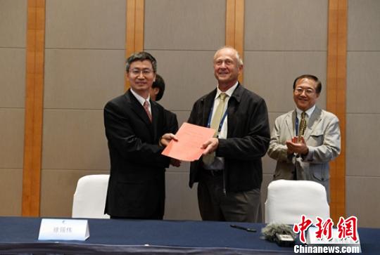 合作協(xié)議簽署現(xiàn)場,?！⒅铱?攝