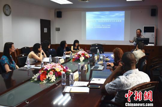 青年漢學(xué)家在穗研修,。暨南大學(xué)提供