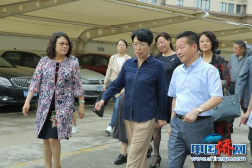 中國僑聯(lián)一行調(diào)研浙江康爾達(dá)新材料股份有限公司,。　郭其鈺 攝