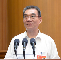 林毅夫常委：承接勞動密集型加工業(yè)轉(zhuǎn)移  實(shí)現(xiàn)新疆綠洲經(jīng)濟(jì)地區(qū)精準(zhǔn)脫貧
