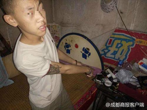 男子順走醉漢錢包手機(jī) 還向其朋友借9600元被捕