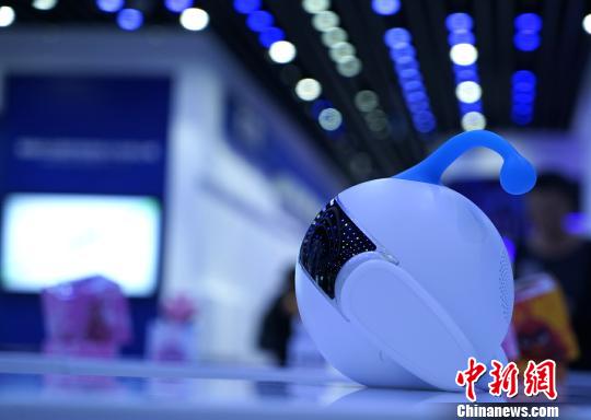 中國(guó)聲谷體驗(yàn)中心展示的人工智能應(yīng)用及產(chǎn)品,。資料圖