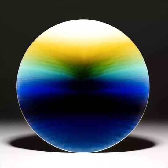 彩釉瓷盤，德田八十吉 三代 (Tokuda Yasokichi III,，1933–2009), 1992年