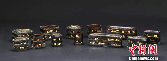漢代·銀扣金銀箔貼飾云氣鳥(niǎo)獸紋漆奩,。揚(yáng)州博物館供圖