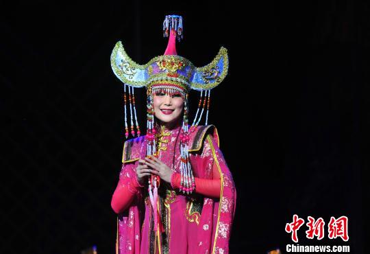 大型原創(chuàng)舞劇《天齊兒》?！∮诤Ｑ?攝
