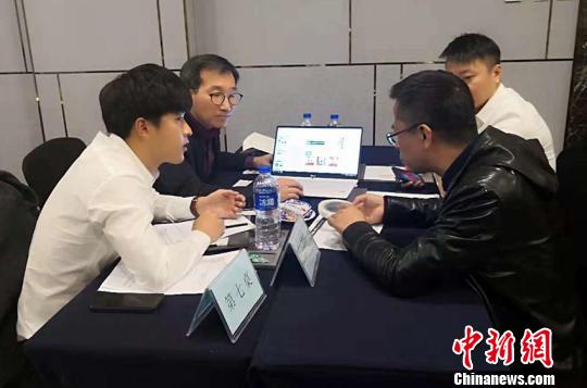 中韓企業(yè)代表進(jìn)行交流,。長(zhǎng)春市貿(mào)促會(huì)供圖