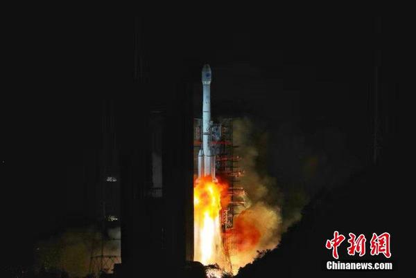 中國(guó)成功發(fā)射北斗三號(hào)系統(tǒng)首顆地球靜止軌道衛(wèi)星4