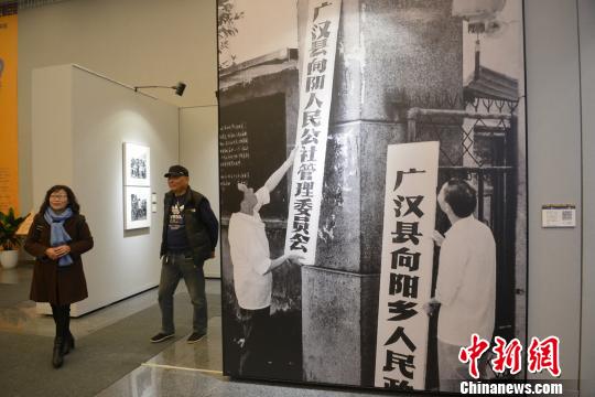 展覽現(xiàn)場(chǎng)?！埨?攝