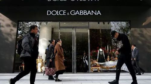 ▲一家位于中國(guó)的D&G門店（圖片源自外媒）