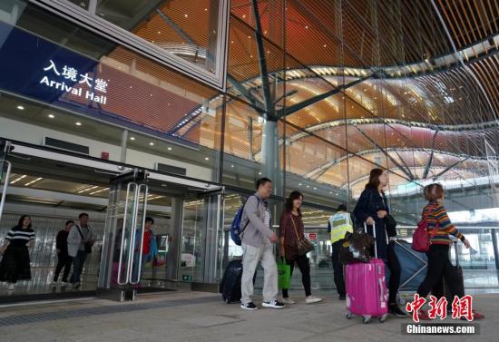 港珠澳大橋香港口岸旅檢大樓,。<a target='_blank' href='http://www.chinanews.com/'>中新社</a>記者 張煒 攝
