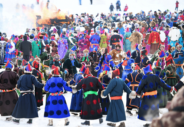 6,、神秘的蒙古族祭火儀式