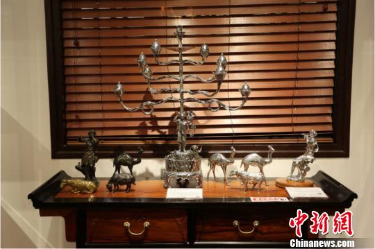 以色列藝術(shù)大師創(chuàng)作的銀器,。 供圖