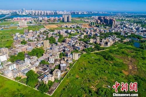 中國（海南）自貿(mào)區(qū)?？诮瓥|新區(qū),。<a target='_blank' href='http://www.chinanews.com/'>中新社</a>記者 駱云飛 攝
