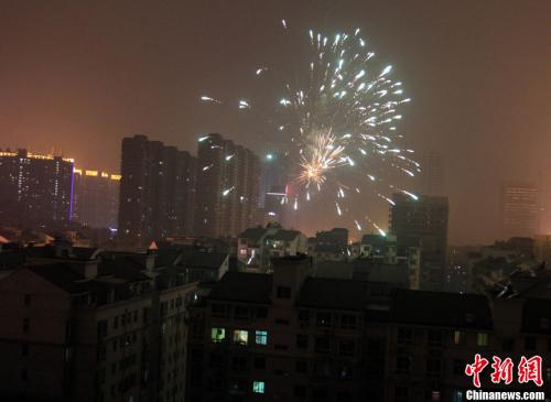 點(diǎn)擊進(jìn)入下一頁