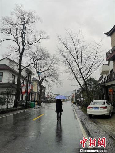 江南地區(qū)持續(xù)陰雨寡照天氣,?！堨蠚g 攝