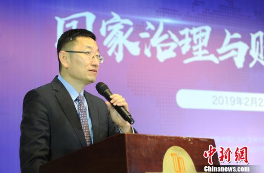 復(fù)旦大學(xué)校長助理,、公共預(yù)算與績效評(píng)價(jià)中心主任茍燕楠,。　張茵 攝