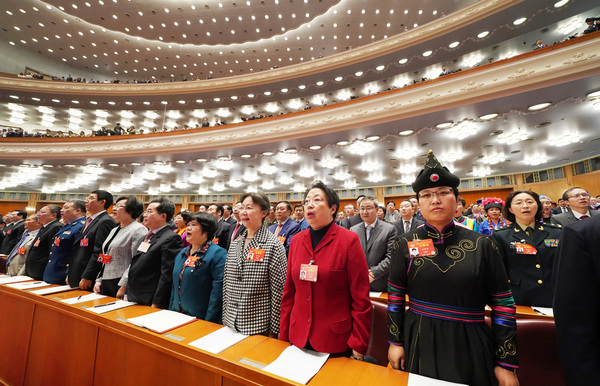 2019年3月3日下午3時,，全國政協(xié)十三屆二次會議在人民大會堂開幕。  本報記者 賈寧攝