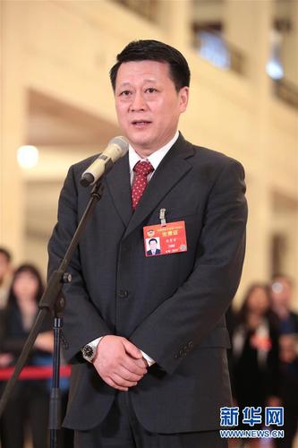 　　3月9日，全國政協(xié)十三屆二次會議在北京人民大會堂舉行第二次全體會議,。這是全國政協(xié)委員趙家軍在“委員通道”接受采訪,。 新華社記者 才揚 攝