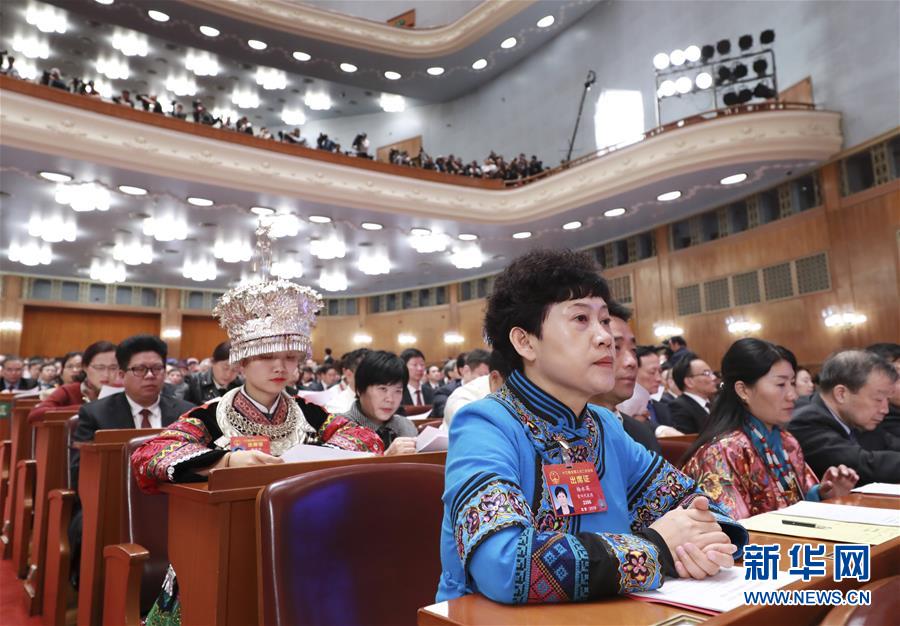 3月15日,，第十三屆全國(guó)人民代表大會(huì)第二次會(huì)議在北京人民大會(huì)堂舉行閉幕會(huì)。 新華社記者 龐興雷 攝