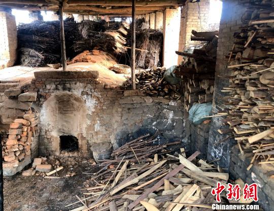 圖為痘姆古陶的古龍窯,。　夏瑩 攝