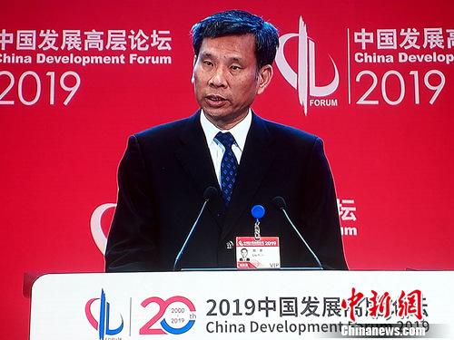 財(cái)政部部長(zhǎng)劉昆,。<a target='_blank' href='http://www.chinanews.com/' >中新網(wǎng)</a>記者 李金磊 攝