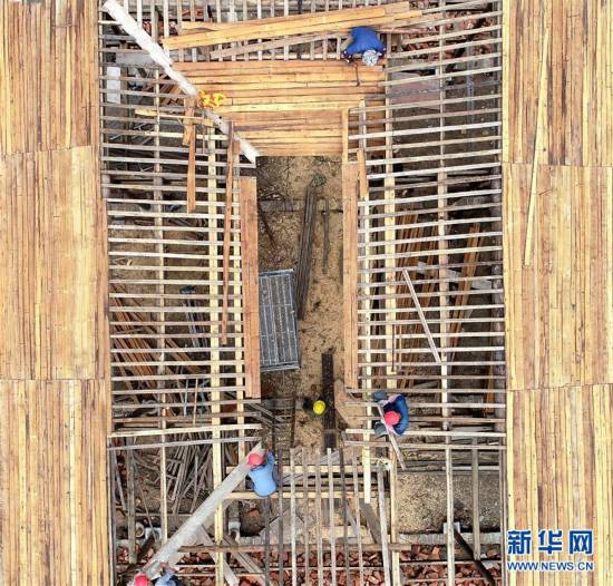 #（社會）（4）能工巧匠“復(fù)活”明清徽派老建筑
