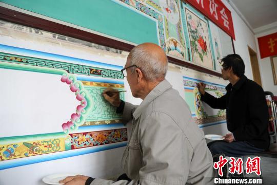 原平市曾有一支近千人的匠藝人隊伍活躍于民間?！⊥醣筇?攝