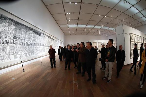 從絲綢之路的歷史中汲取智慧：楊曉陽美術作品暨創(chuàng)作文獻展啟幕天津