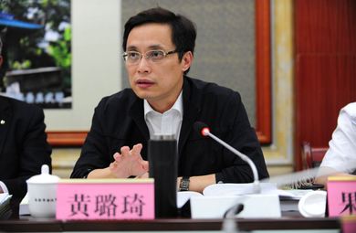 黃璐琦院士：諾獎(jiǎng)光芒照耀青蒿素告訴我們,，要出更多原創(chuàng)成果得靠舉國(guó)體制！