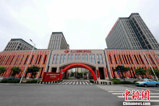 歷經(jīng)7個月試運營,，廈大附屬廈門眼科中心正式開業(yè)。供圖